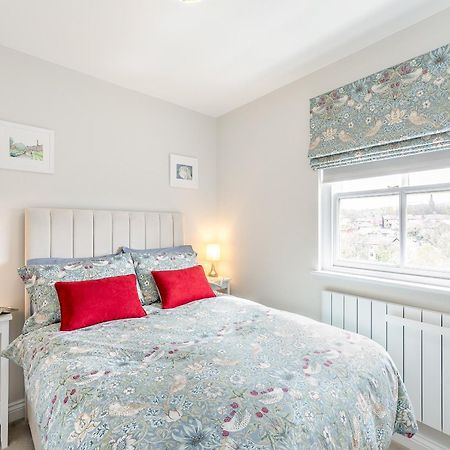 Annes Cottage Strines Экстерьер фото